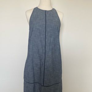 Women’s sleeveless denim dress w/pockets